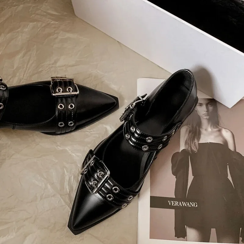 여성 신발 디자이너 럭셔리 로우 힐 펌프 버클 패션 숙 - Casual Sandal Leather 리뷰 및 가격